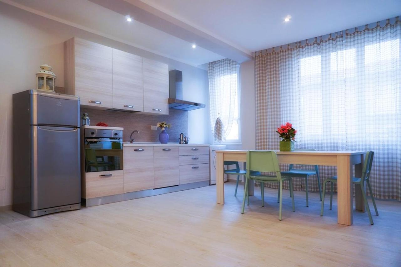 Residence Deamarina Марина-ди-Масса Экстерьер фото