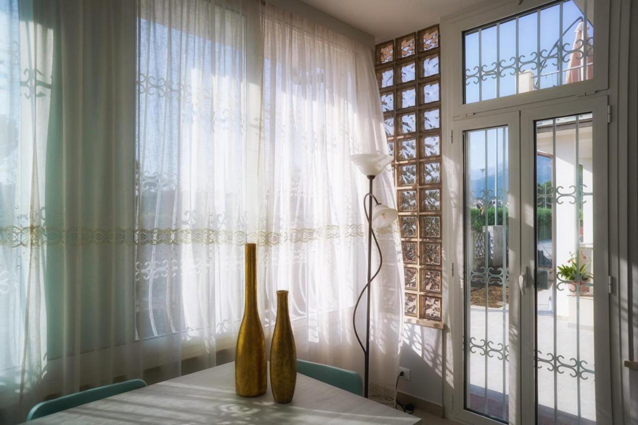 Residence Deamarina Марина-ди-Масса Экстерьер фото