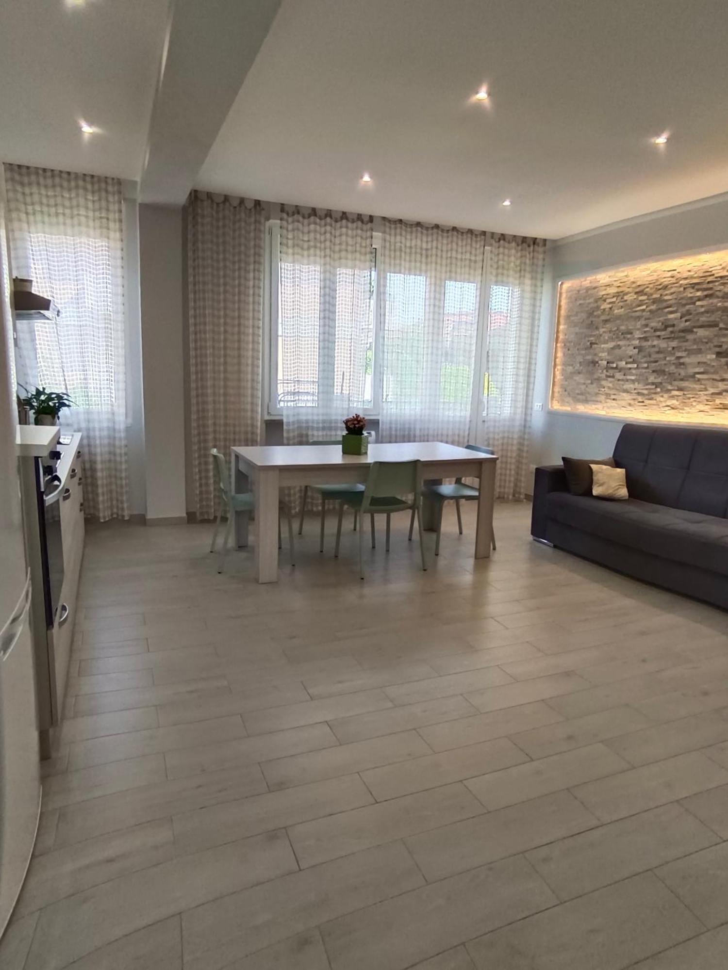 Residence Deamarina Марина-ди-Масса Экстерьер фото